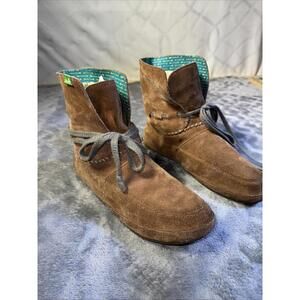 womens sanuk shoes size 6